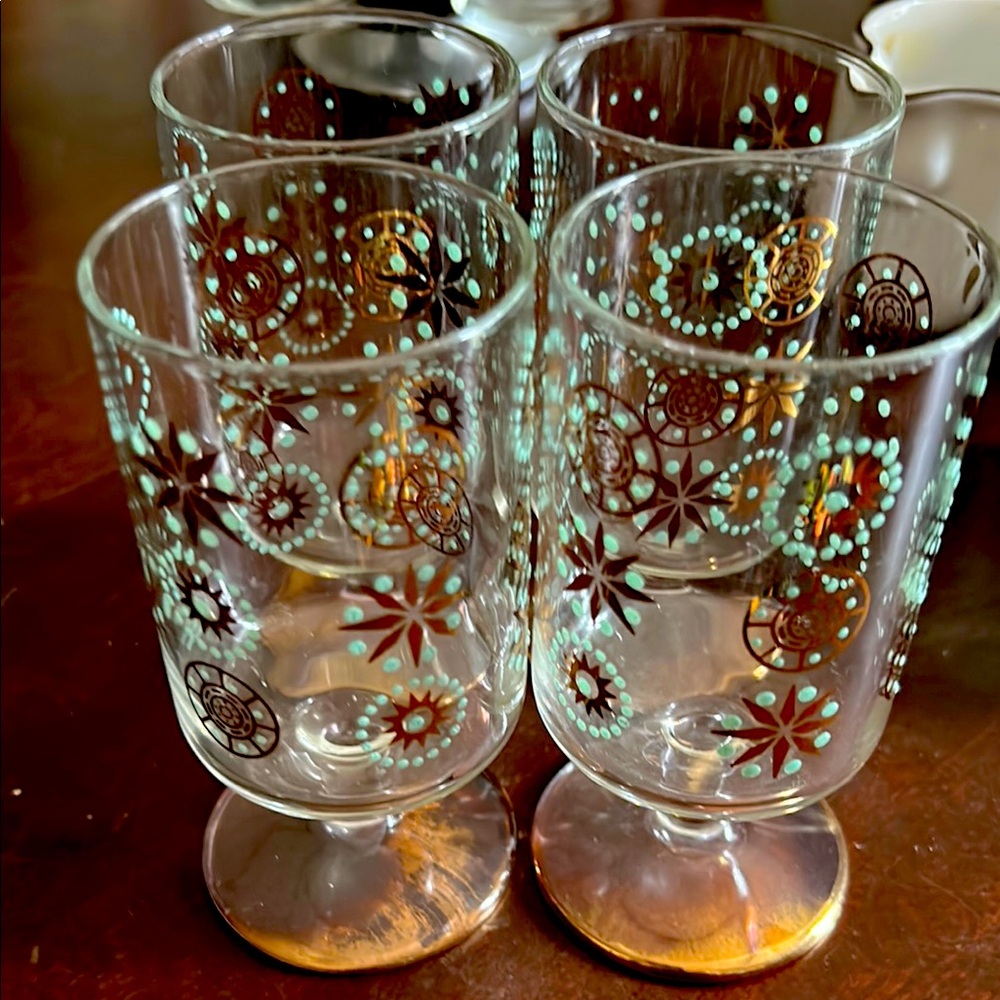 Vintage MCM Dorothy Thorpe Glama Atomic Star Cordial Glasses- set of 4. Rare